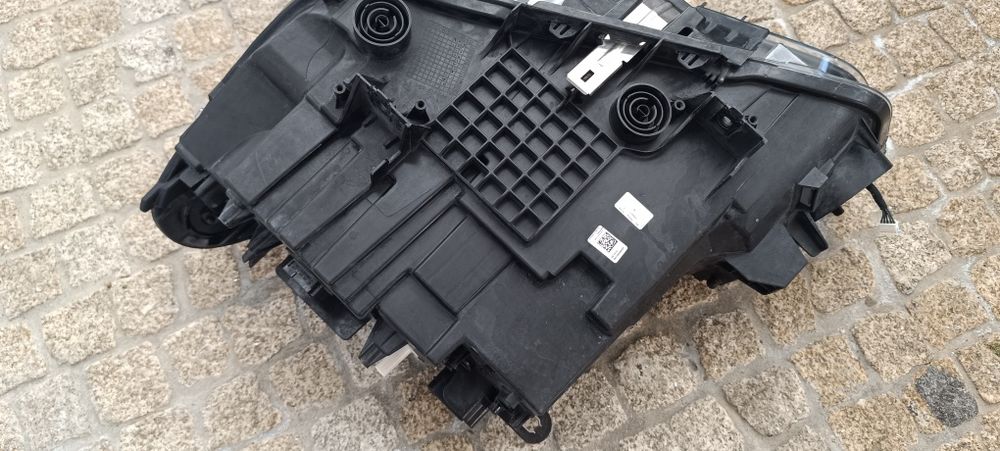 Farol BMW X1 F48  Full Led