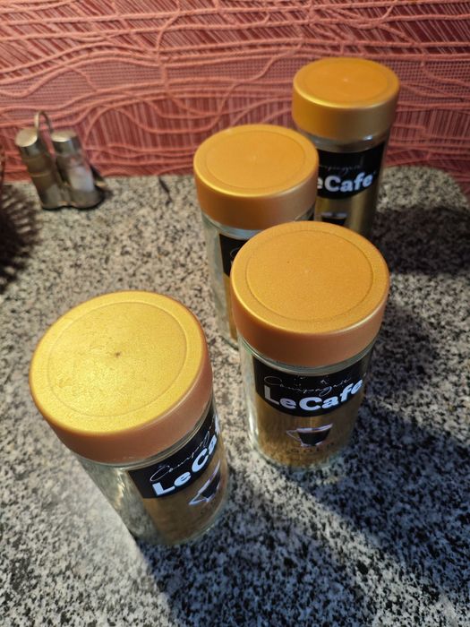 Банки з-під кави скляні на закрутку 700 мл банка