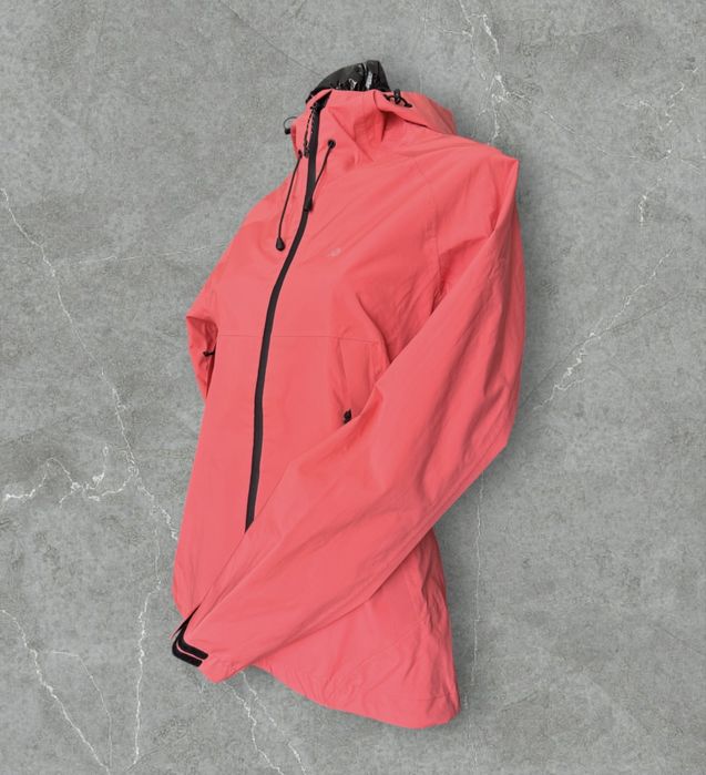 Trekkingowa funkcyjna nieprzemakalna kurtka damska