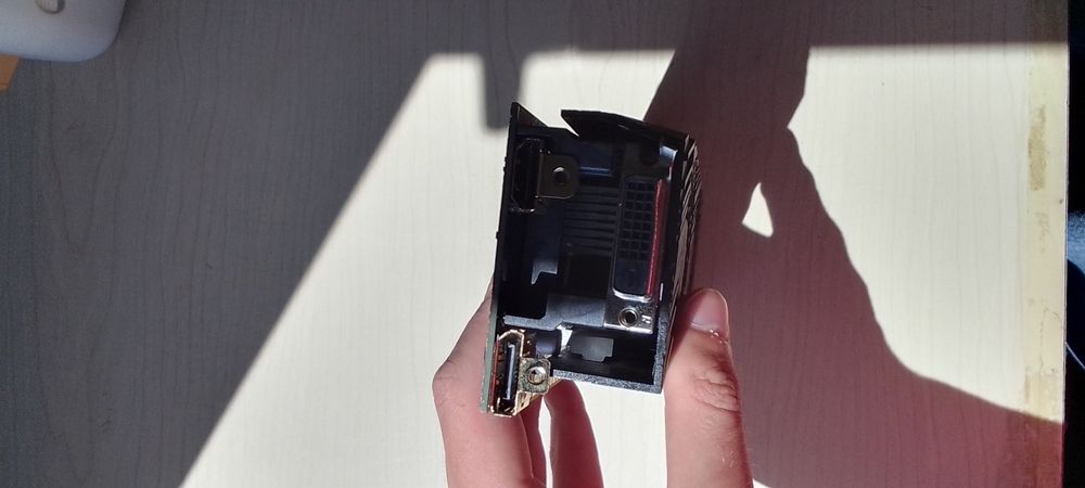 NVIDIA GTX 1650 Gigabyte 4GB – Para Peças / Avariada