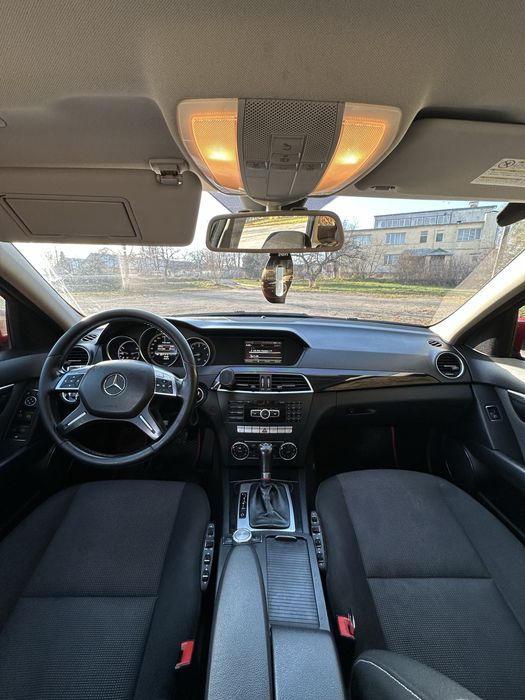 Mercedes C-class S204 2012, Дизель, на автоматі