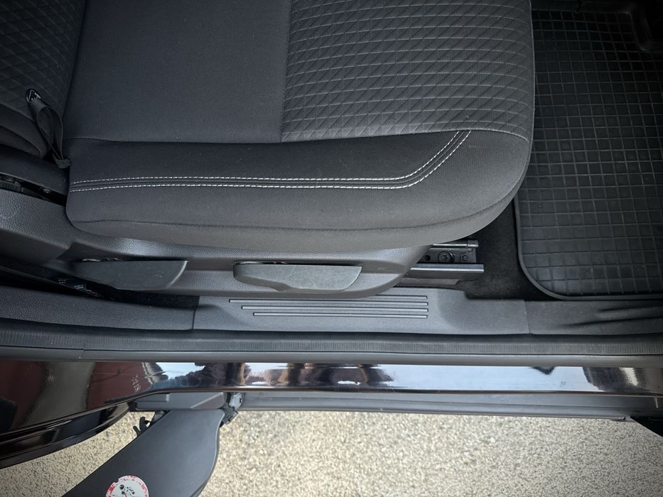Ford Grand C-Max 2017 VIN WF0WXXGCEWHB28682 фото оголошення 23 з 24