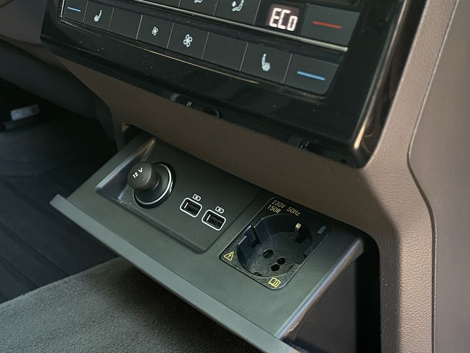 Volkswagen Touareg 2019 R-line Matrix HD