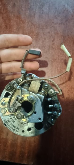 Генератор иж 14v 10A СССР робочий