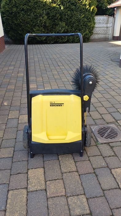 Zamiatarka Karcher S750