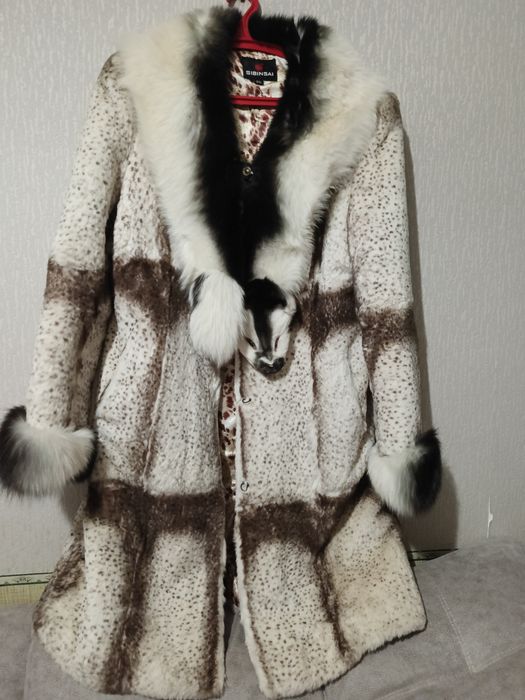 Продам шубу жіночу