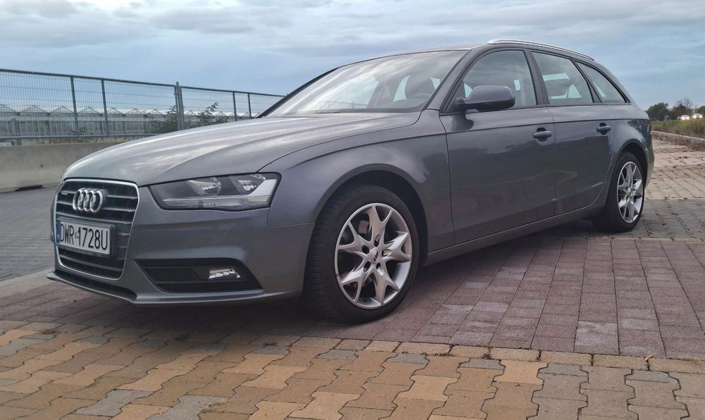 Audi A4 Avant AUDI A4 B8 2.0TDI quattro