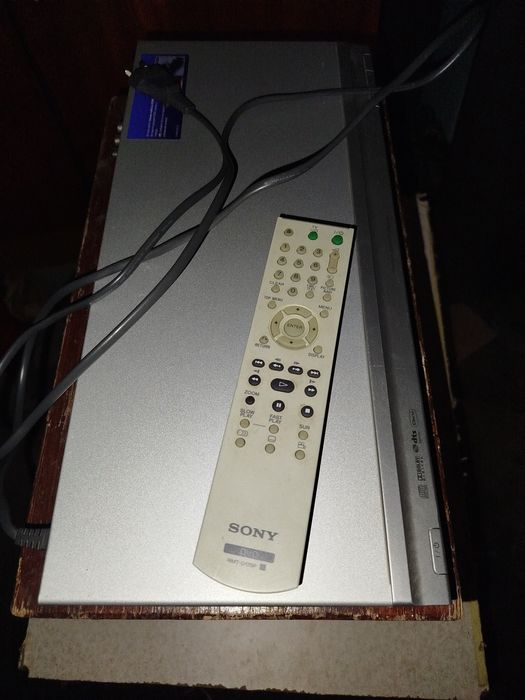 Продам двд плеер Sony