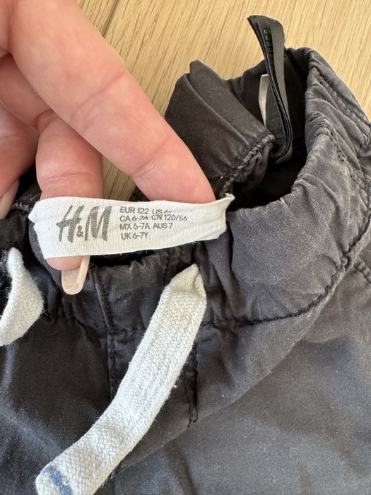 Szorty bawełniane spodenki H&M 122