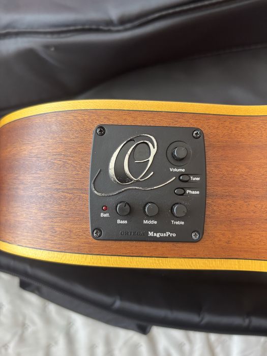 Gitara elektroklasyczna Ortega RCE 125 SN