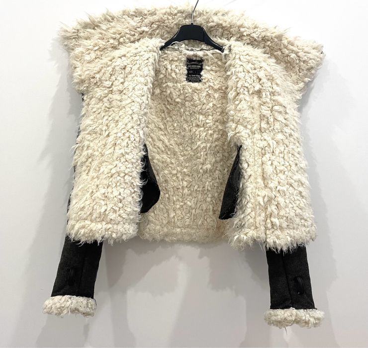 Casaco curto de pêlo (Bus Urban Wear, tamanho L)