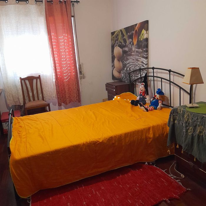 Quarto junto estacao c.p. Cacem