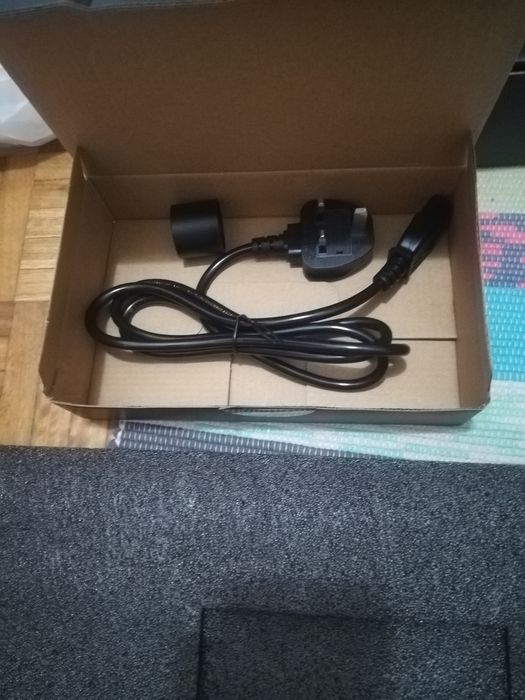 Playstation clubsport racing wheel f1 (apenas a caixa)