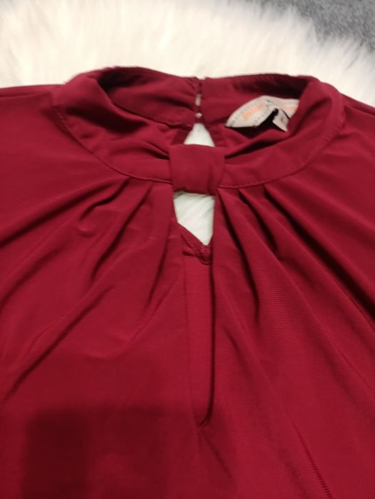 Elegancka bluzka z długim rękawem półgolf bordowa S