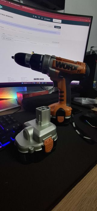 Aparafusadora Worx 18V NOVA + Bateria Extra