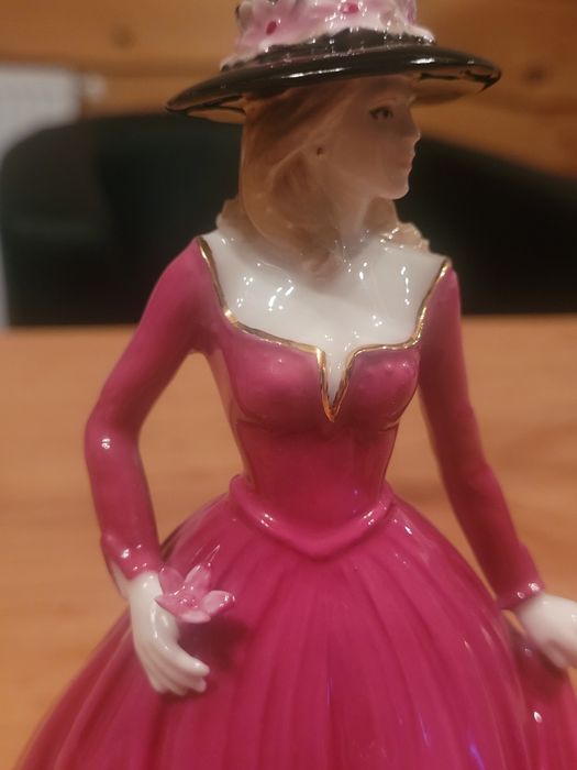 Figurka Royal Worcester Christina
