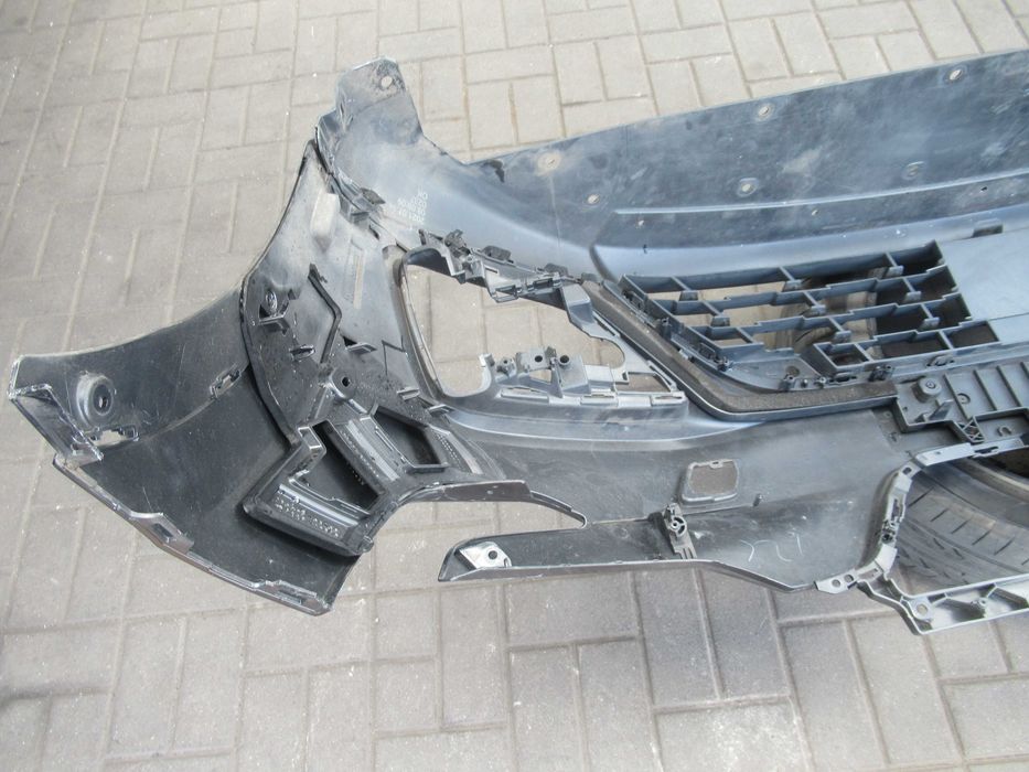 Zderzak przód Renault Arkana 4xPDC spryskiwacze