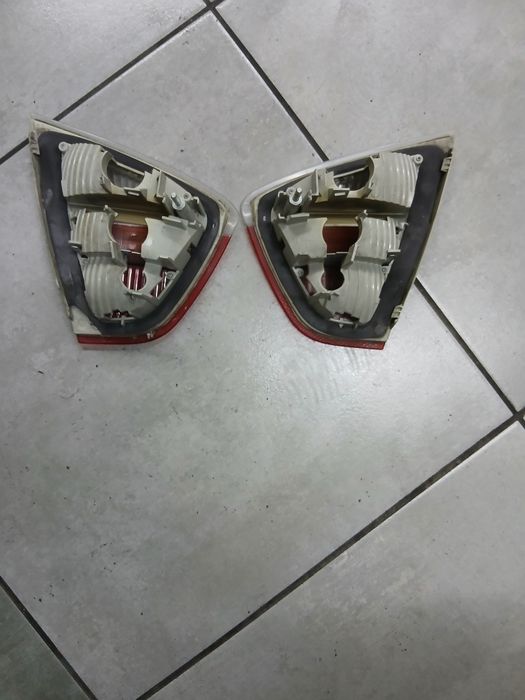 Lampa tylna zespolona lewa prawa BMW E90 SEDAN