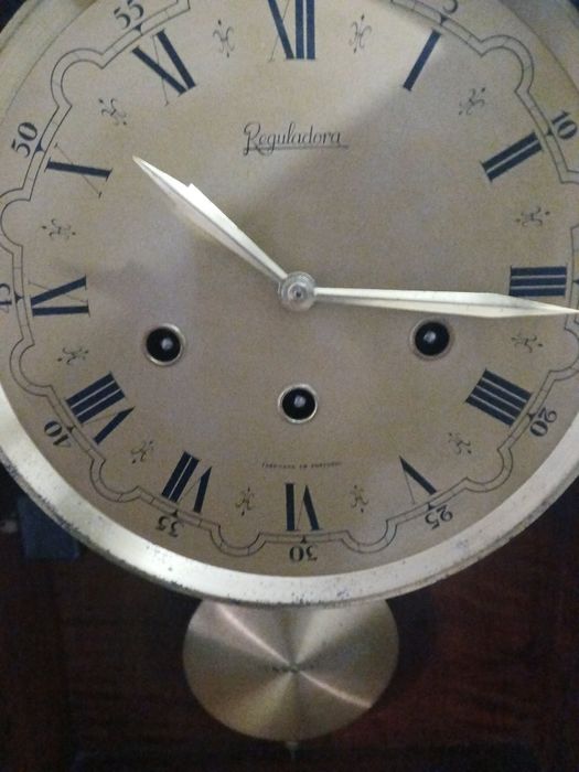 Wall Clock435905666147962882
