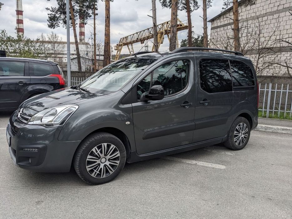Продам авто Citroen Berlingo