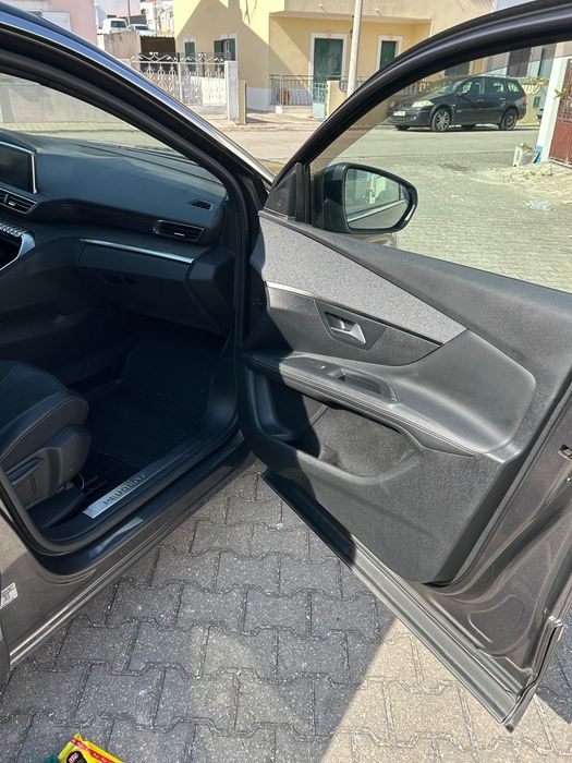 3008 GTLINE 130cv turbo 2019