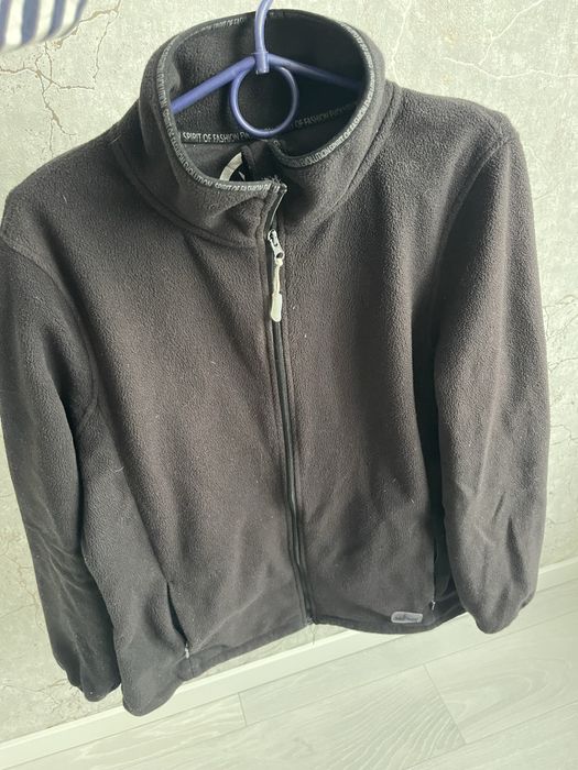 Продам фліски в гарному стані