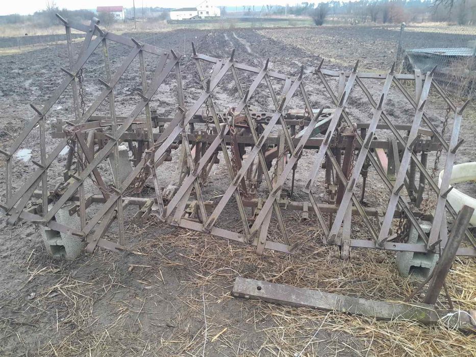 ЮМЗ на повному бойовому