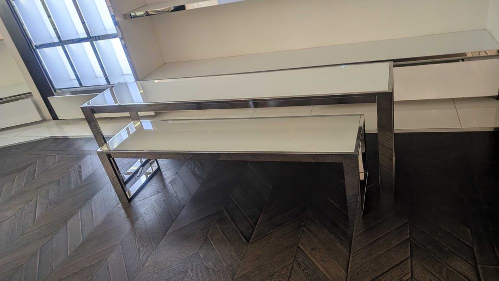 Conjunto 2 Mesas / Expositores de Loja - Inox e Vidro (1.80m)