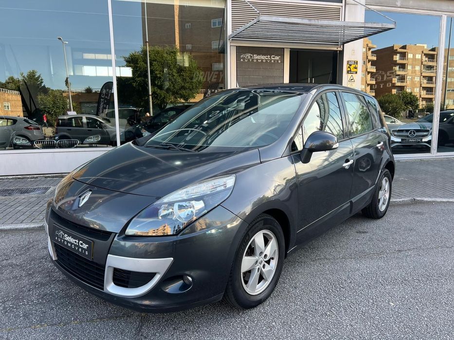 Renault Scénic 1.9 dCi FAP Dynamique