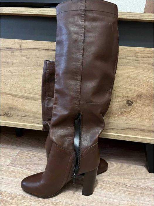 Високі чоботи з якісної натуральної шкіри від Oasis