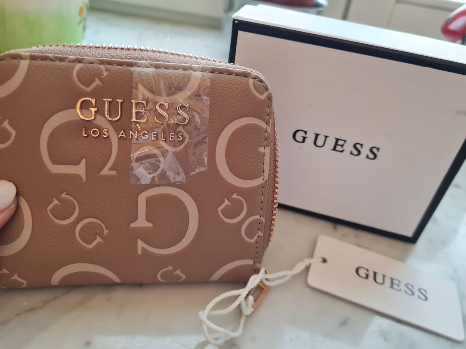 Sprzedam portfel Guess markowy