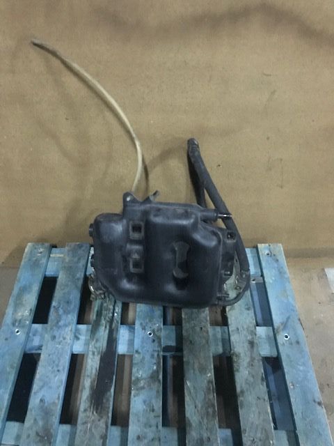 Vaso de agua refrigeração Mitsubishi Canter 3.0