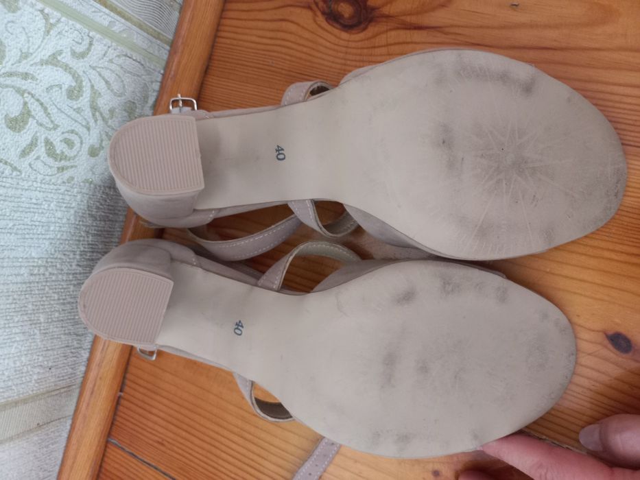Buty sandaly rozm.40 Nowe!