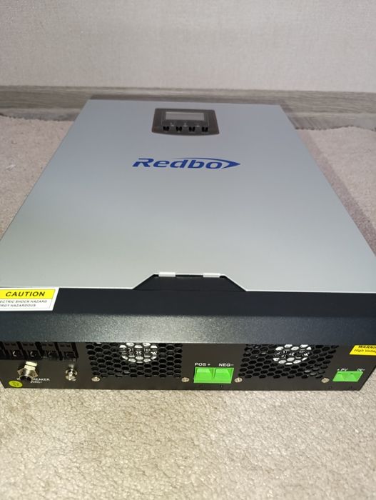 Redbo RB-5548-5-100A-O 5500Вт гібридний інвертор