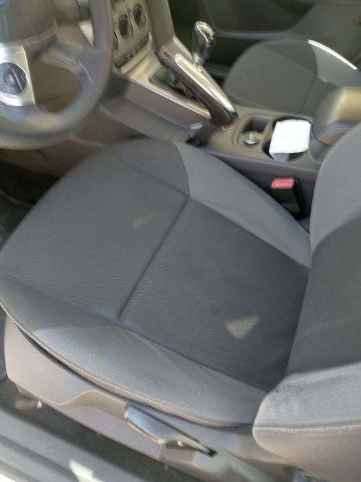 Vende, Ford focus 1.6 tdci 2011 95cv modelo Mk3 cinzento metalizado mantido em garagem foto 4