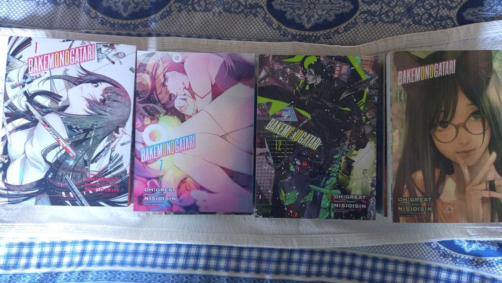 Bakemonogatari [Volumes 1-22, Inglês]