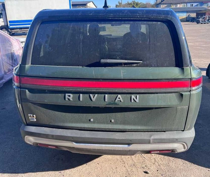 Розбірка розборка запчастини RIVIAN R1S