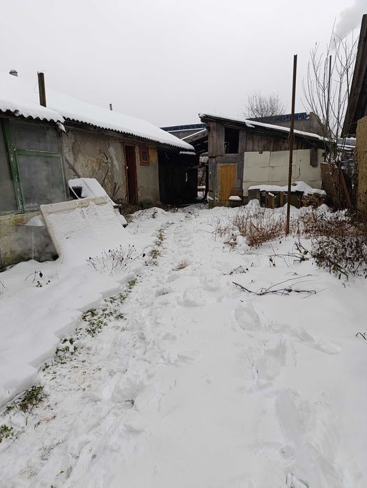 Ділянка з будинком