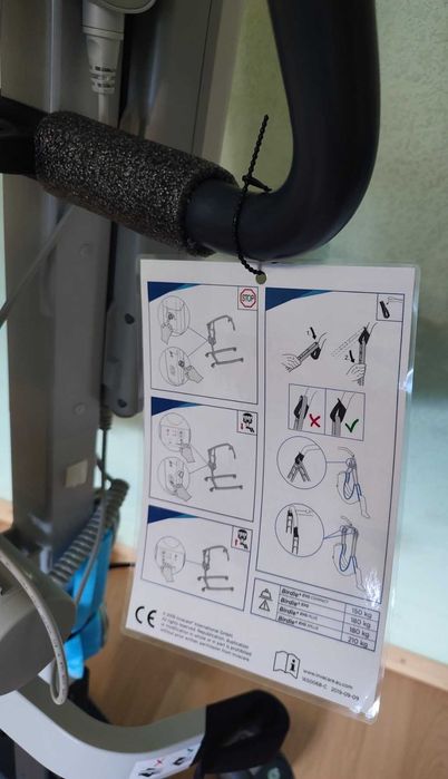 Подъемник электрический Invacare Birdie Compact инвалидов передвижной