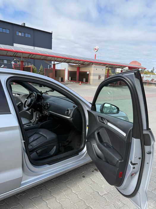продаж авто Audi A3 2014