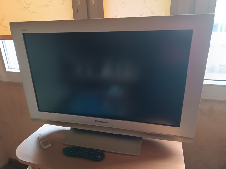 Telewizor Panasonic 32” TX-32LE8PS, sprawny, 2x HDMI