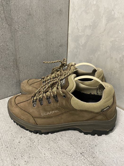 Трекінгові кросівки Scarpa Gore-Tex 42 розмір. Оригінал. Шкіра