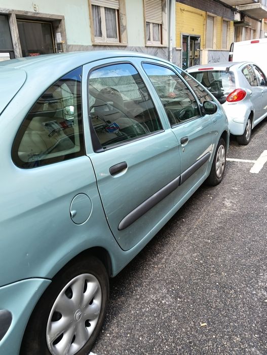 Citroen xara picasso, 1.4 gasolina.