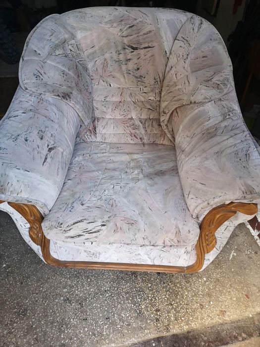 Диван  розкладний і крісло