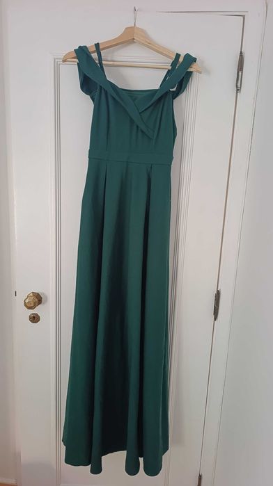 Vestido cerimónia com abertura