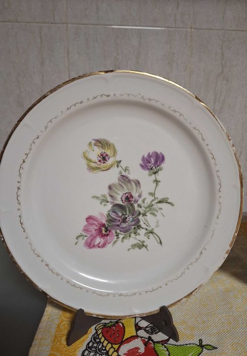Antique Decorative Plates428624926024683521