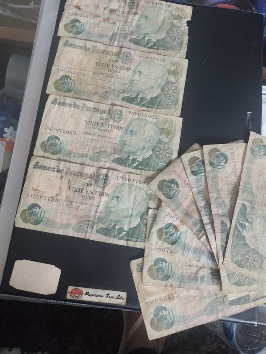 Coleção de Selos antigos, moedas e notas pt como estrangeiras