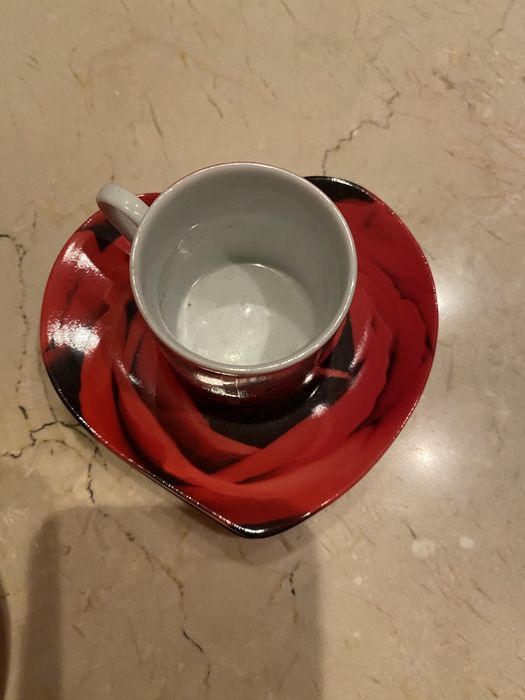 Conjunto de chávena e 2 pratos