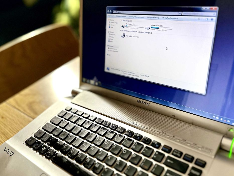 Sony VAIO VGN-F21L 17" / SPRAWNY / Intel 2.0GHz / 4GB RAM / Windows 7
