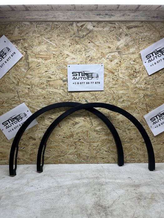 Накладки передні ліві на арку Tesla Model Y